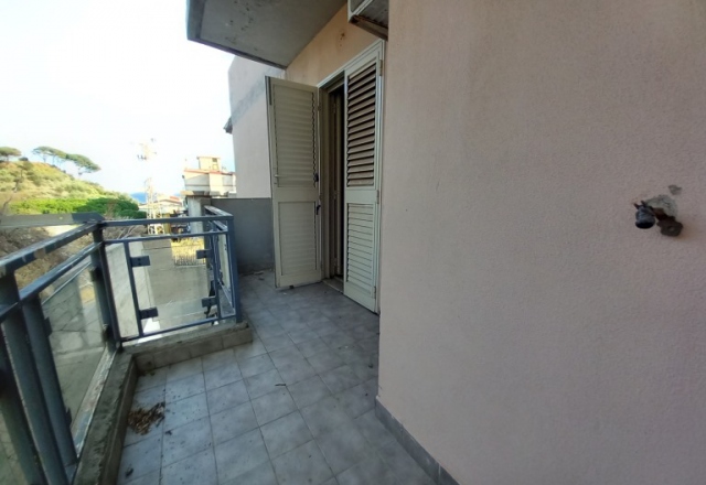 Luminoso con attico con terrazzo a livello e sovrastante Mili San Marco + garage di proprieta - 3