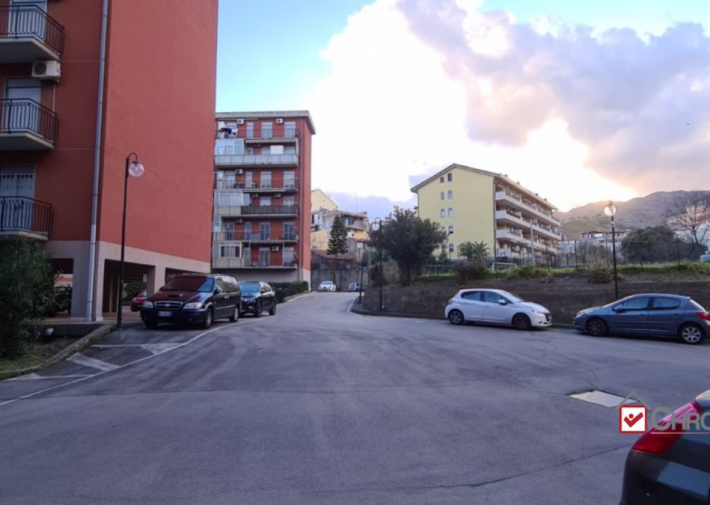 Vendita Appartamenti Messina - Ampio Trivani Bordonaro Località Bordonaro