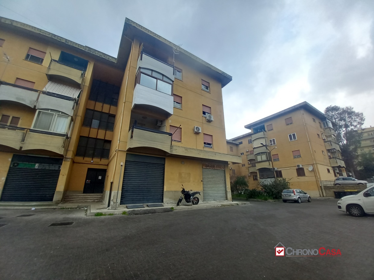 appartamento in vendita a Messina in zona Santa Lucia